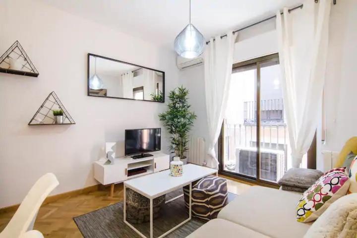 Bright & Spacious- City Center- 2Rooms-2Bathrooms 마드리드 외부 사진