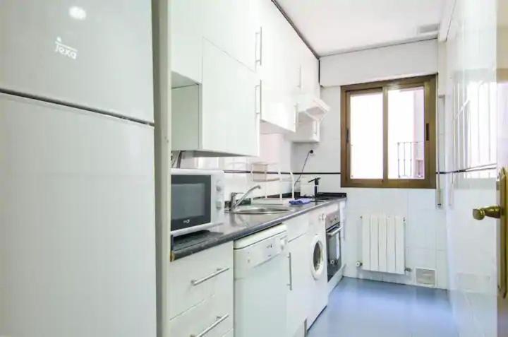 Bright & Spacious- City Center- 2Rooms-2Bathrooms 마드리드 외부 사진