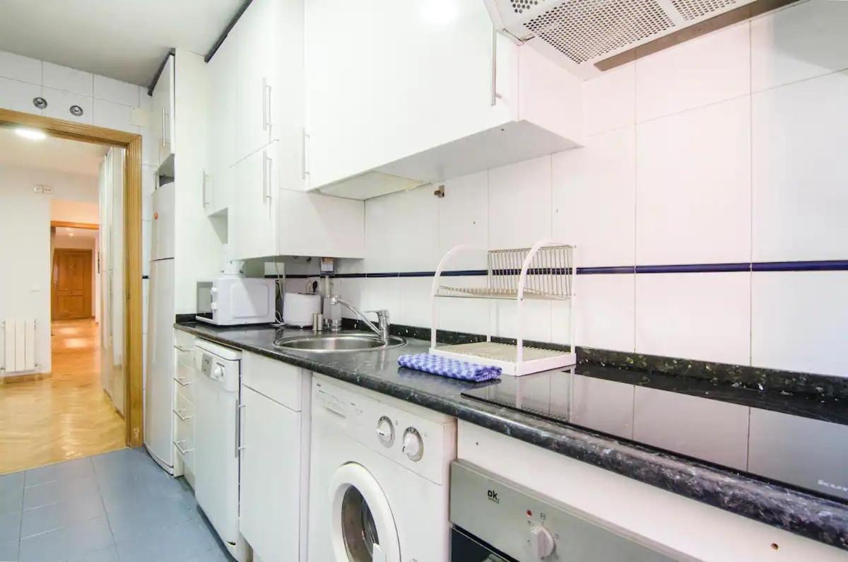 Bright & Spacious- City Center- 2Rooms-2Bathrooms 마드리드 외부 사진