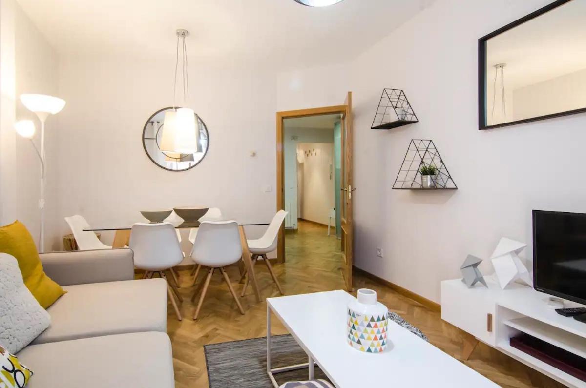 Bright & Spacious- City Center- 2Rooms-2Bathrooms 마드리드 외부 사진