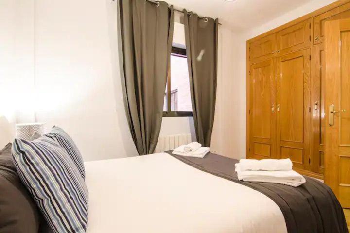 Bright & Spacious- City Center- 2Rooms-2Bathrooms 마드리드 외부 사진